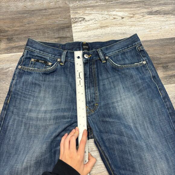 Hugo Boss Mid Wash Blue Mens‎ 33x33 Relaxed Straight Leg Streetwear Texas Jeans - Picture 9 of 12